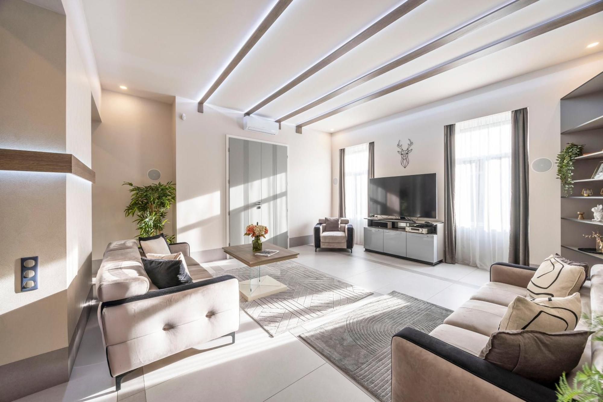 Apartamento Luxurious High-end Grand On The St Stephen Road *